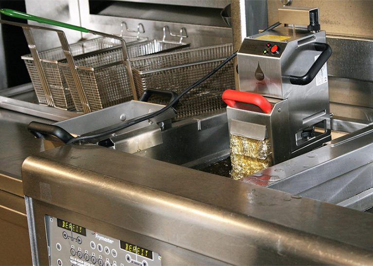 EnviroLogik offers fryer oil filtering to maximize efficiency and minimize wastes.